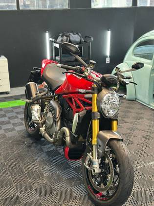 DUCATI MONSTER 1200 S DUCATI MONSTER 1200 S